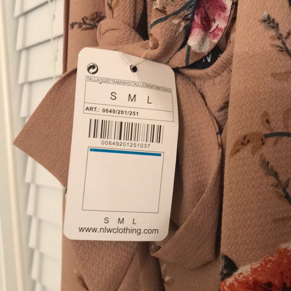 NWT Taupe floral high neck maxi dress - Picture 8 of 8